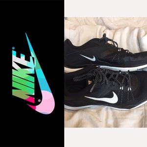nike shoes!🏃🏽‍♀️💕open to offers!